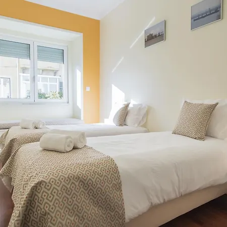 Spacious 4bdr River View * Lisbona
