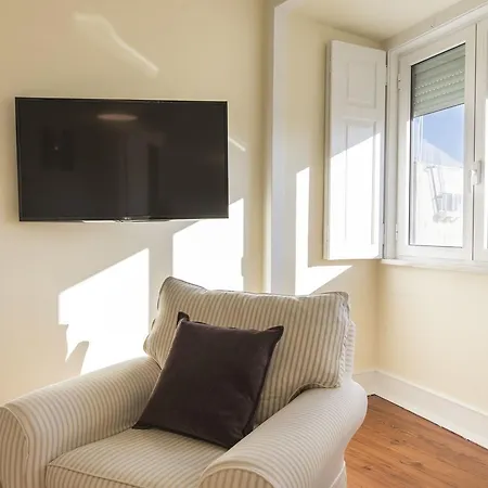Appartamento Spacious 4bdr River View