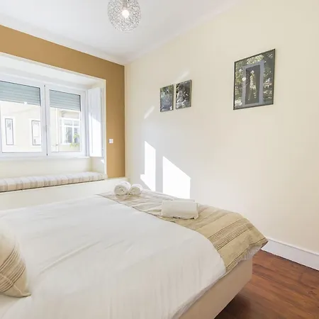 Appartamento Spacious 4bdr River View *